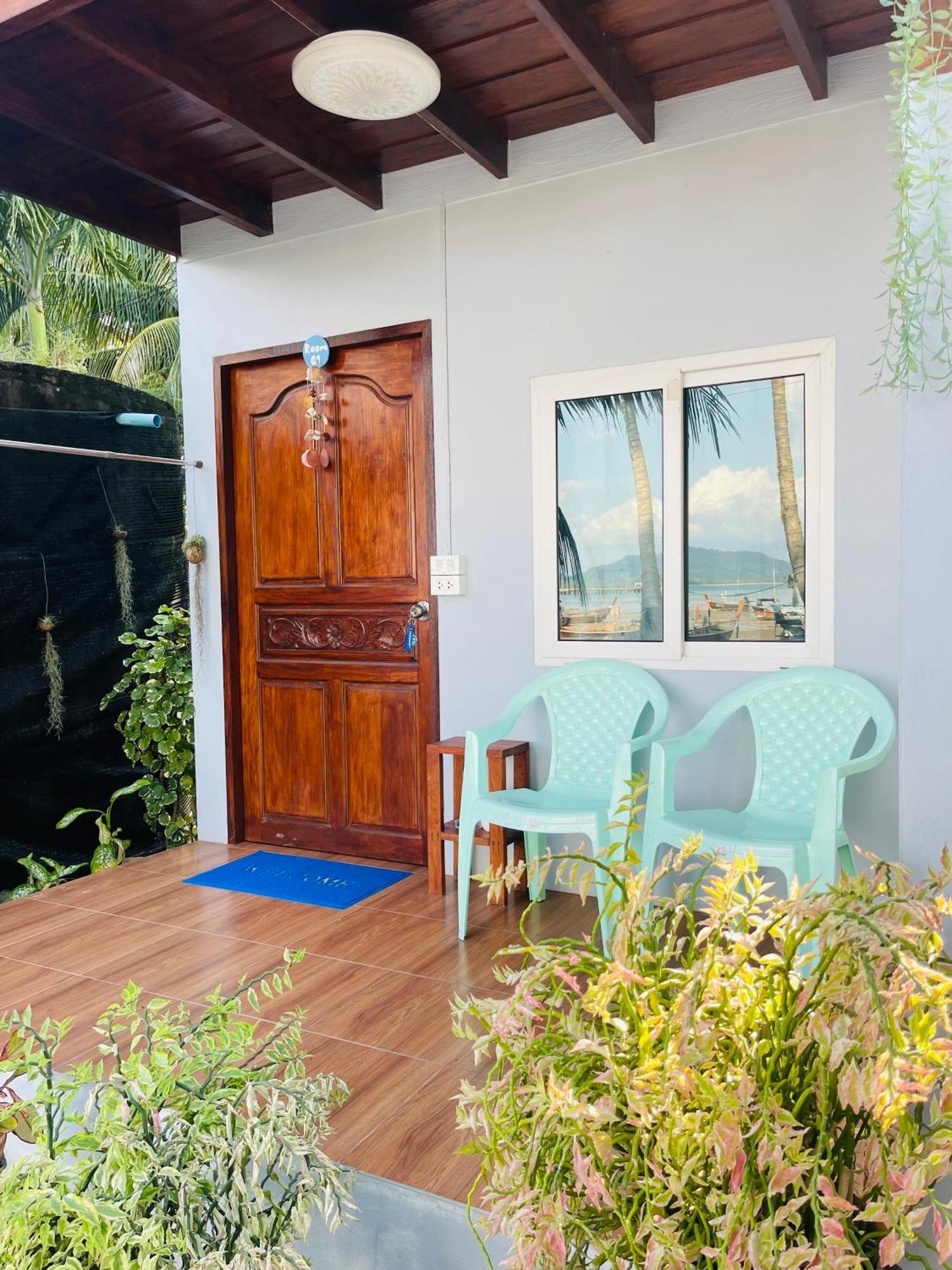 Koh Mook Rem Ley Hotel Trang Exterior photo
