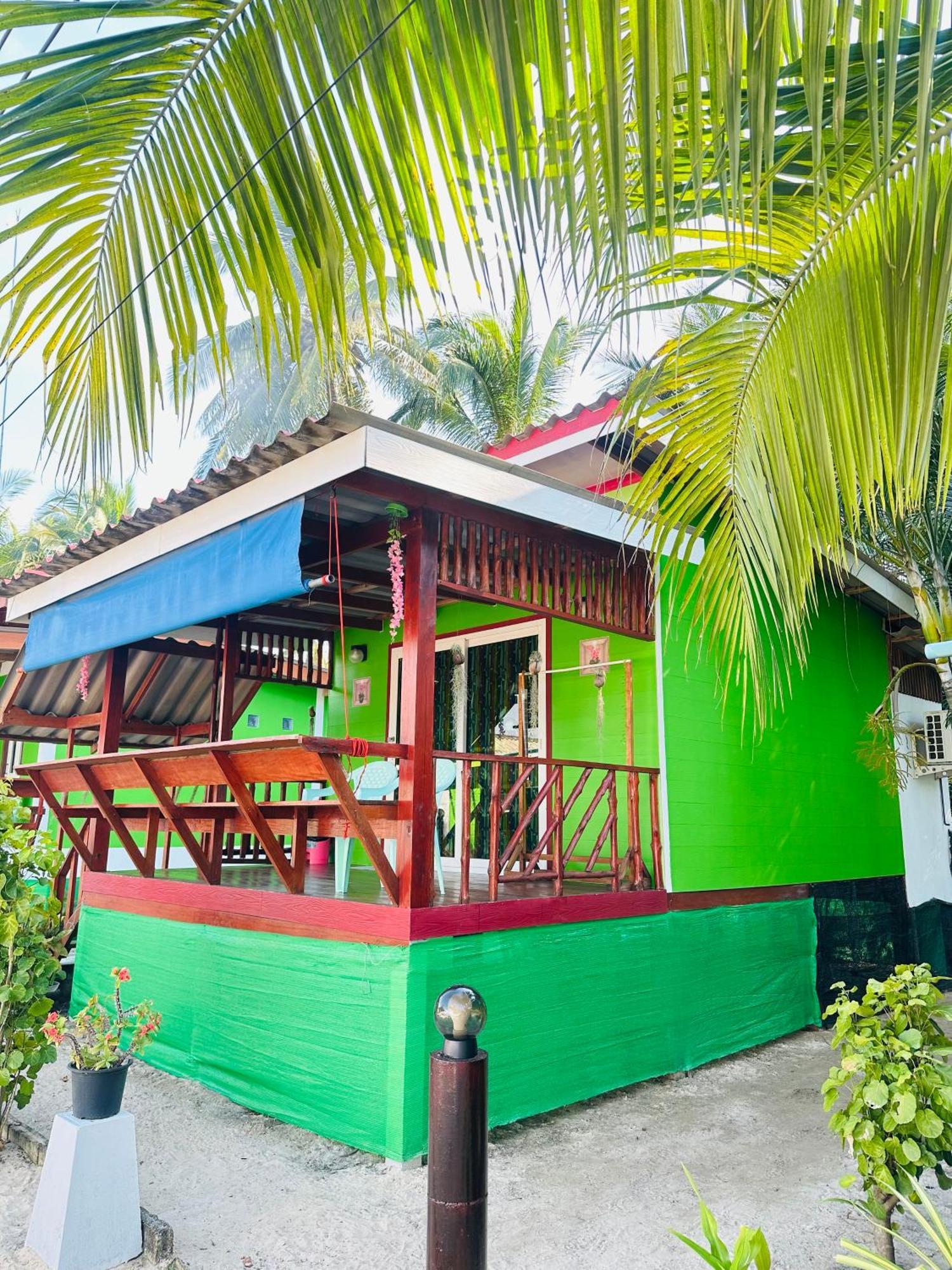 Koh Mook Rem Ley Hotel Trang Exterior photo
