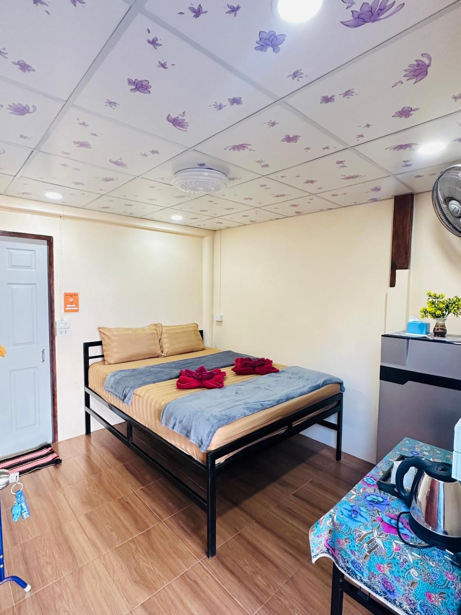 Koh Mook Rem Ley Hotel Trang Exterior photo